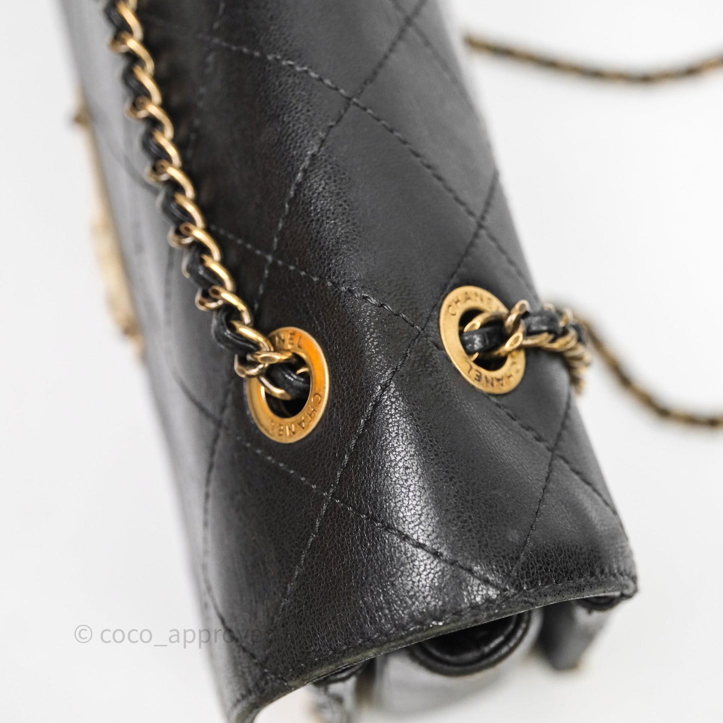 Chanel Quilted Flap Bag Black Calfskin Aged Gold Hardware