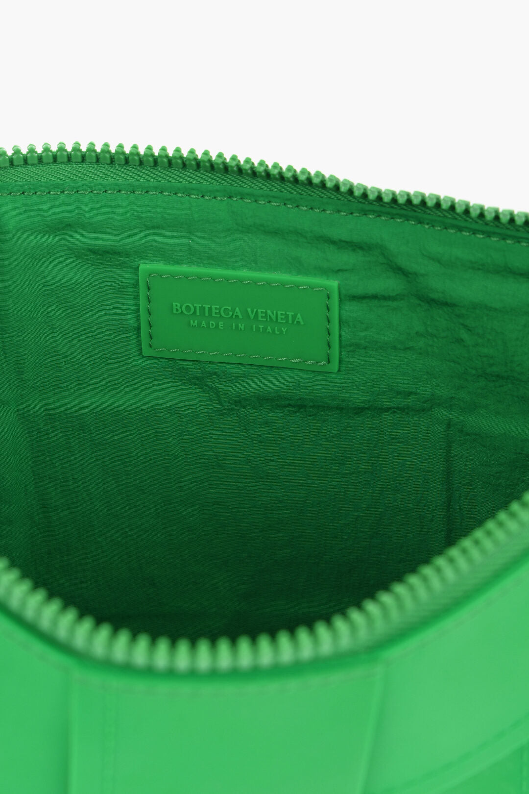 Luxury Bottega Veneta Solid Color Cassete Clutch With Braided Motif