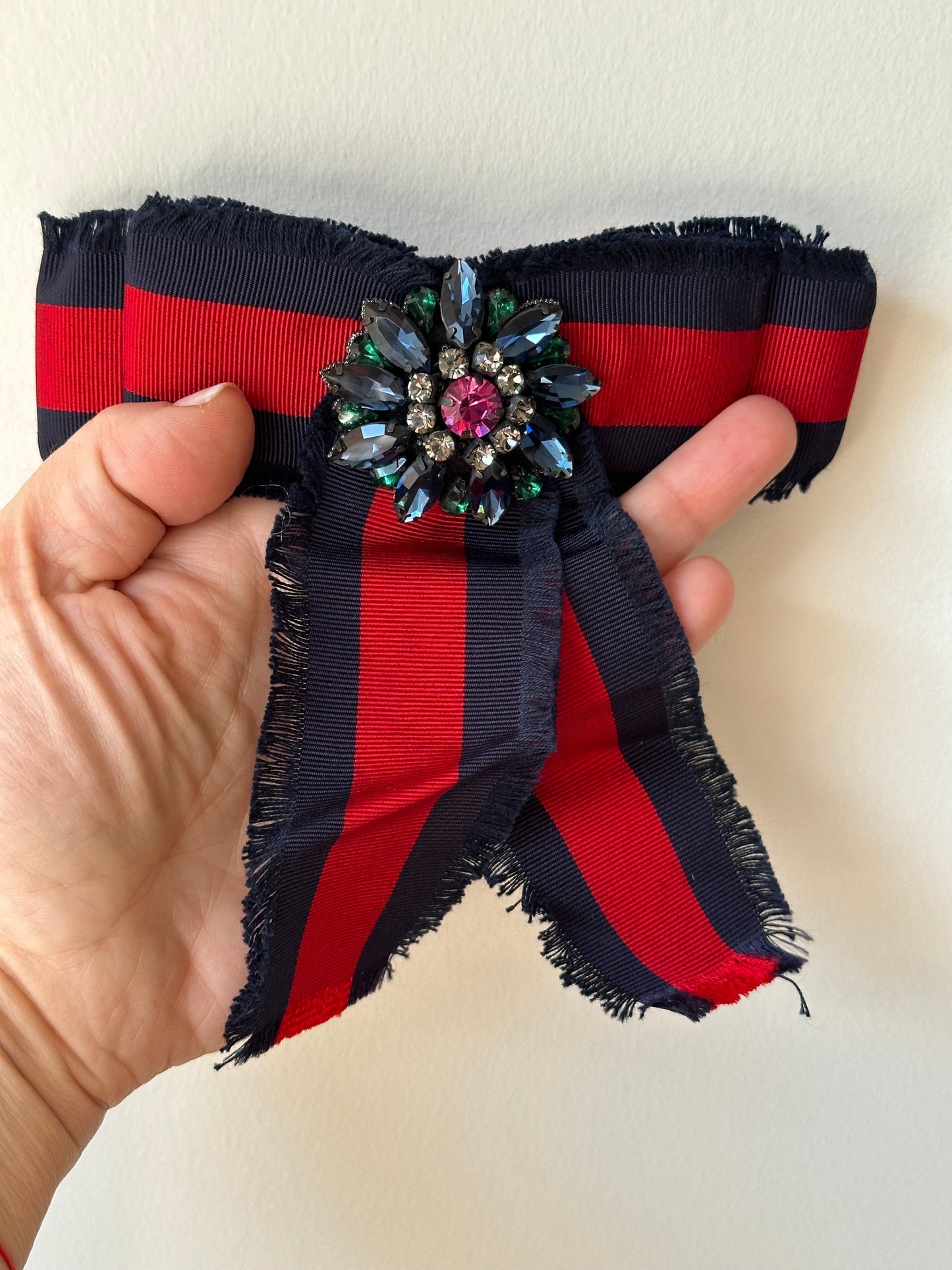 Luxury Gucci Trending 2025 Bow Brooch in Red and Blue