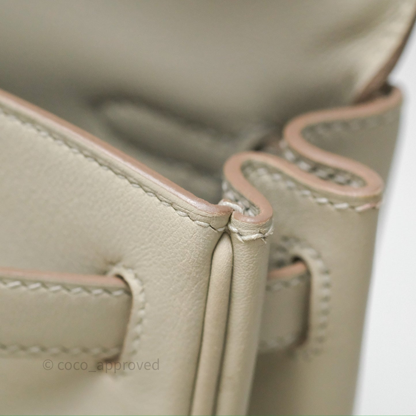 Hermès Retourne Swift Kelly 25 Gris Perle 80 Gold Hardware