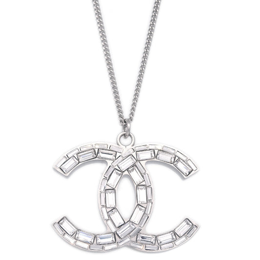 Luxury Chanel Silver Necklace Pendant Rhinestone B11P