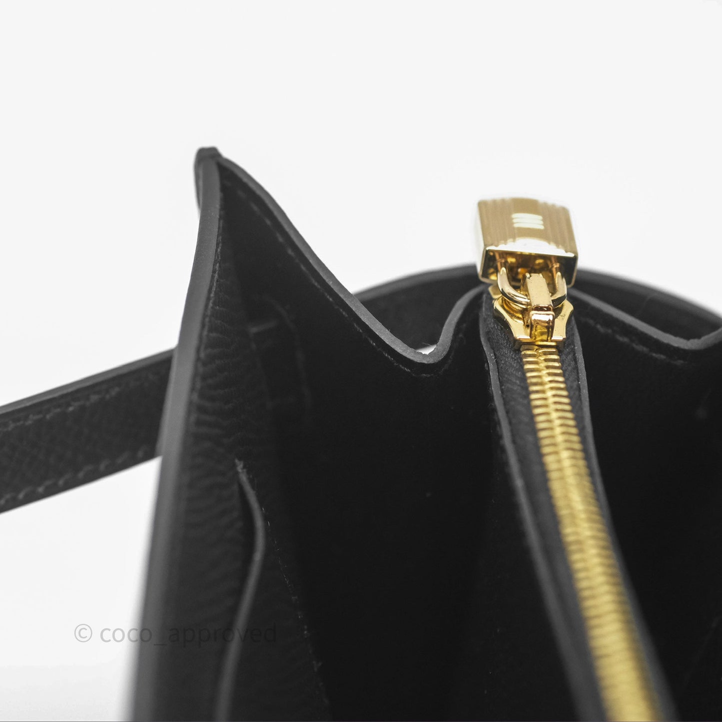 Hermès Kelly To Go Wallet Noir 89 Black Epsom Gold Hardware