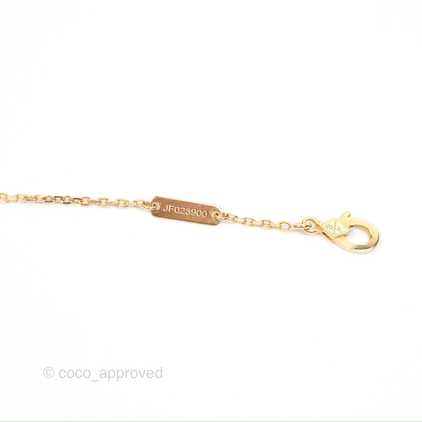 Van Cleef & Arpels Vintage Alhambra Pendant 18K Yellow Gold Guilloche