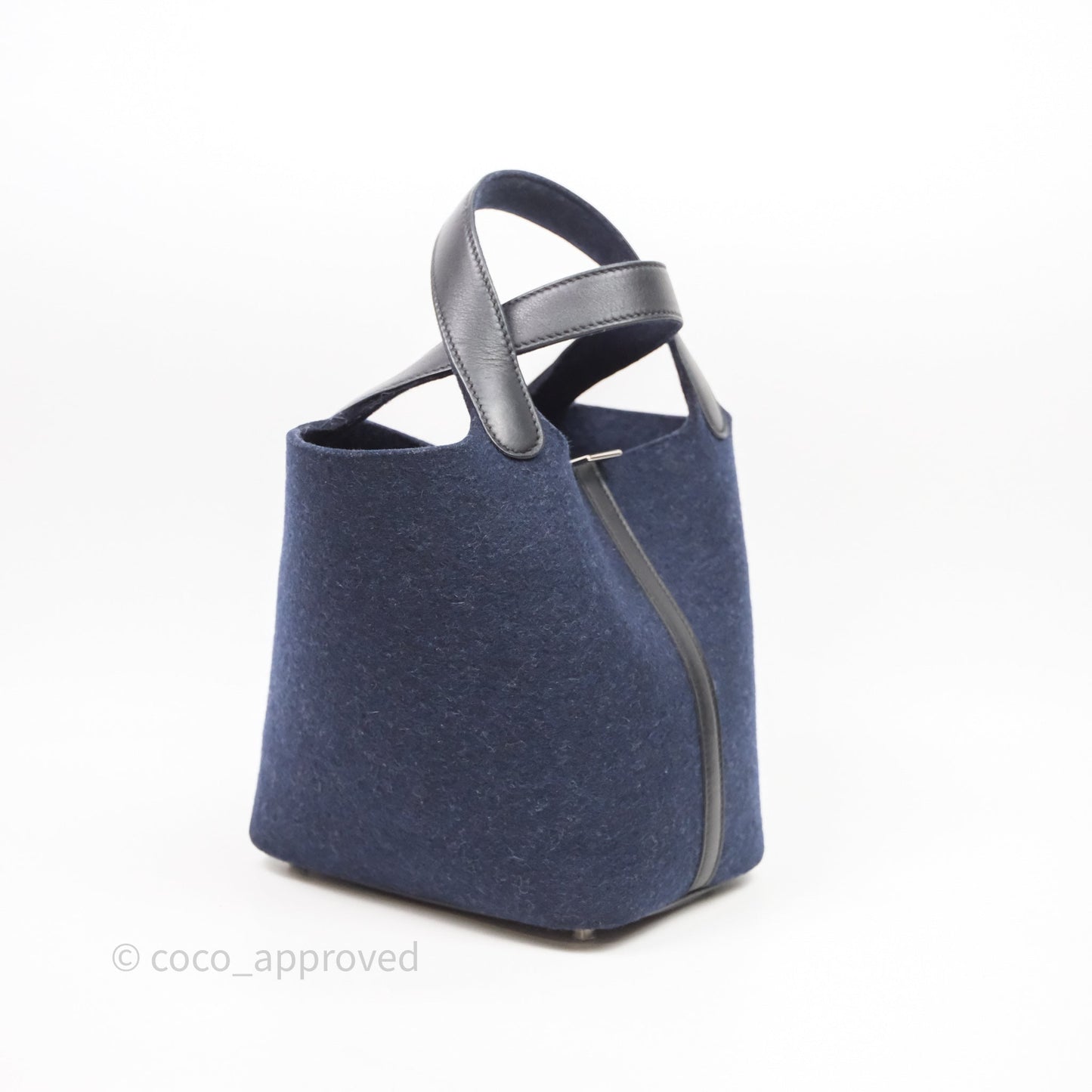 Hermès Picotin 18 Bleu Nuit 2Z / Swift Noir 89 Wool Feutre Swift Palladium Hardware