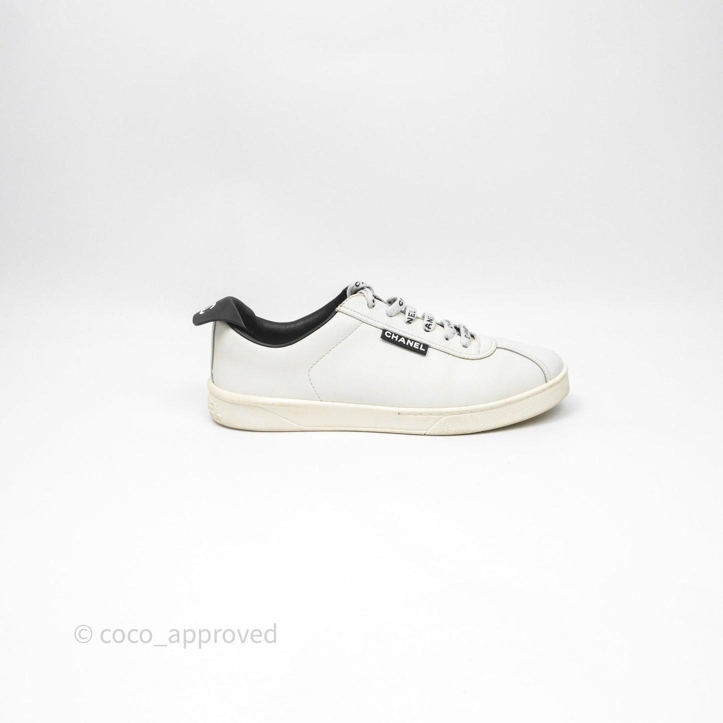 Chanel Logo Pull Tab Lace-up Sneakers White & Black Size 37.5