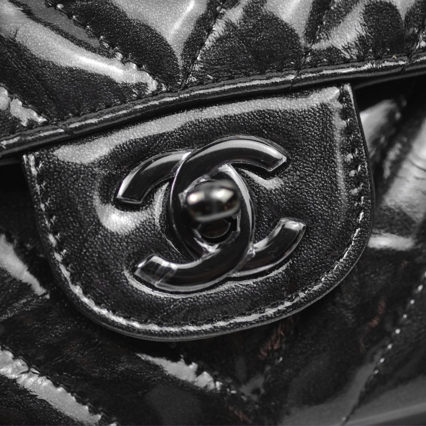 Chanel Classic Chevron M/L Medium Double Flap So Black Patent Calfskin