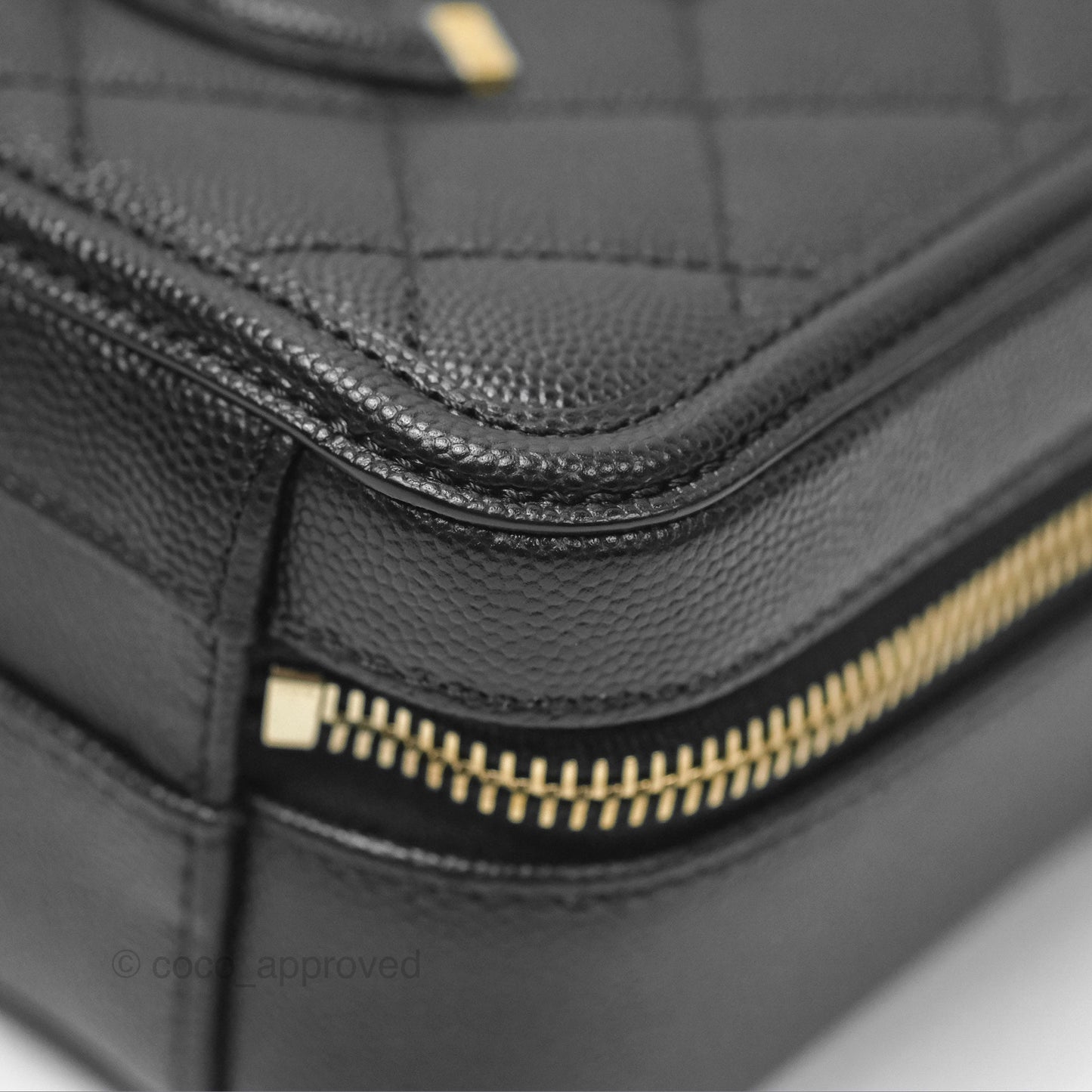 Chanel Quilted Small CC Filigree Vanity Case Black Caviar Aged Gold Hardware