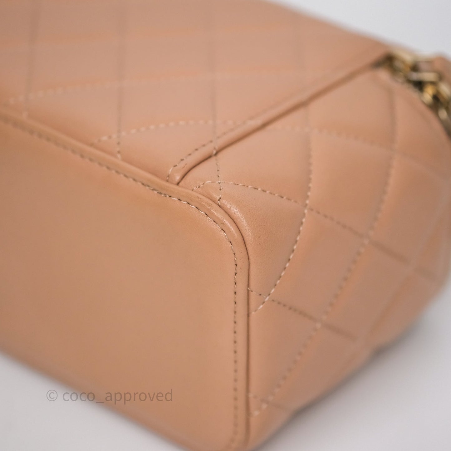 Chanel Vanity Rectangular Top Handle Beige Lambskin Aged Gold Hardware