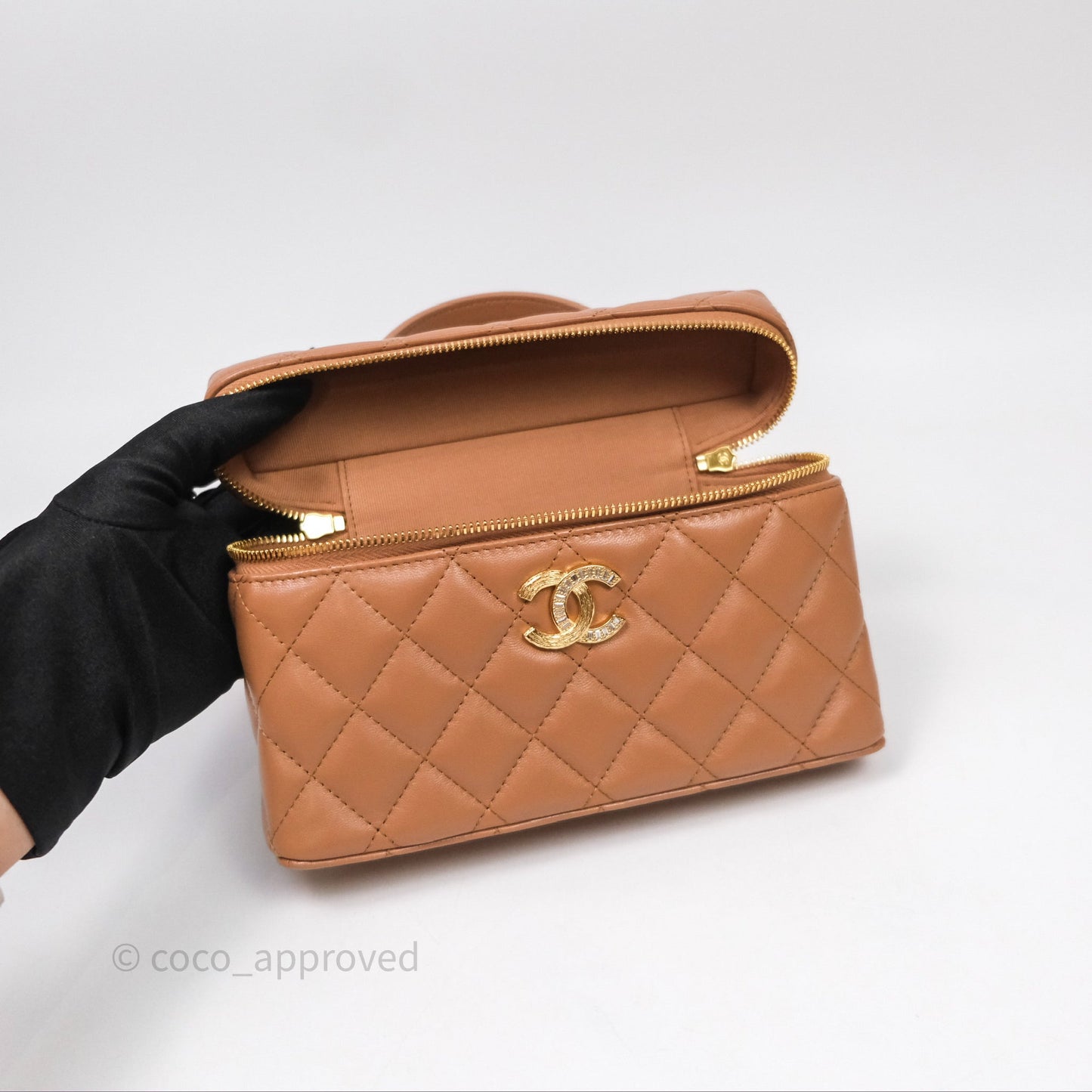 Chanel Top Handle Long Vanity with Chain Caramel Beige Lambskin Gold Hardware 25B