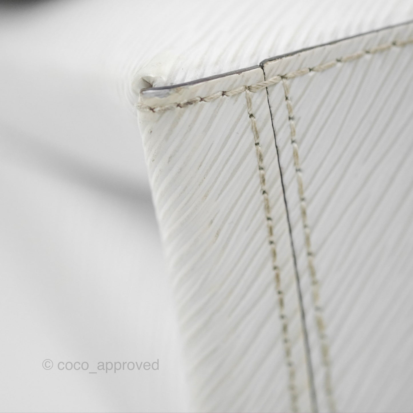 Louis Vuitton Locky BB White Epi