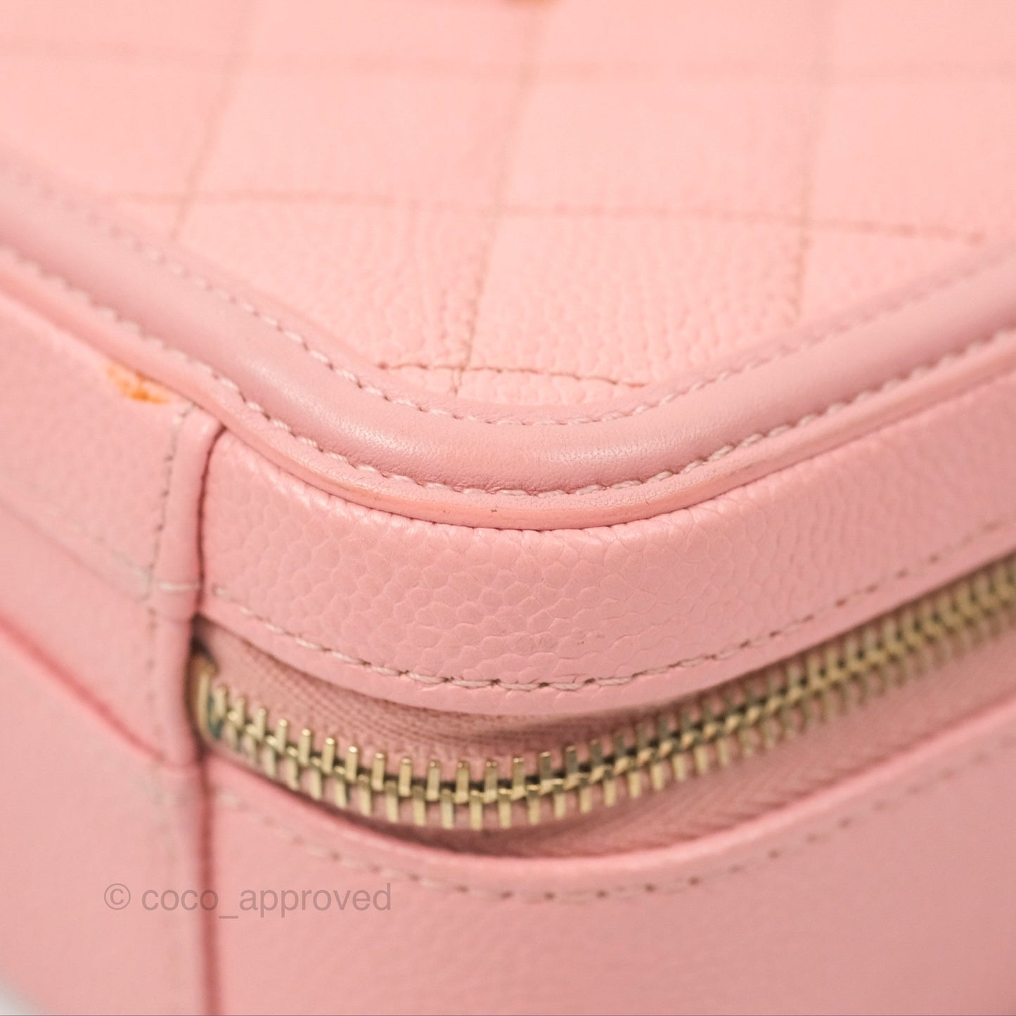 Chanel Quilted Medium CC Filigree Vanity Case Pink Caviar Gold Hardware