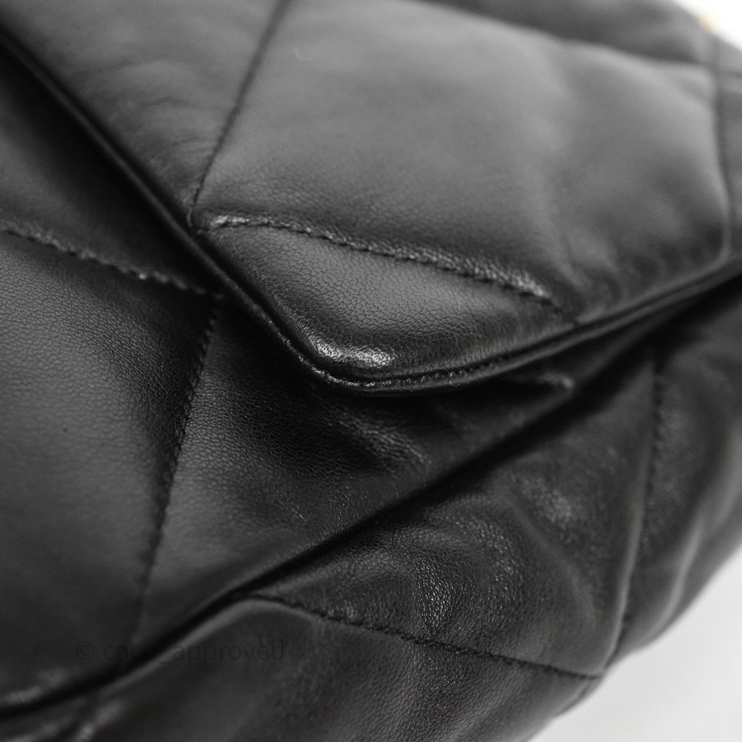 Chanel 19 Medium Black Mixed Hardware
