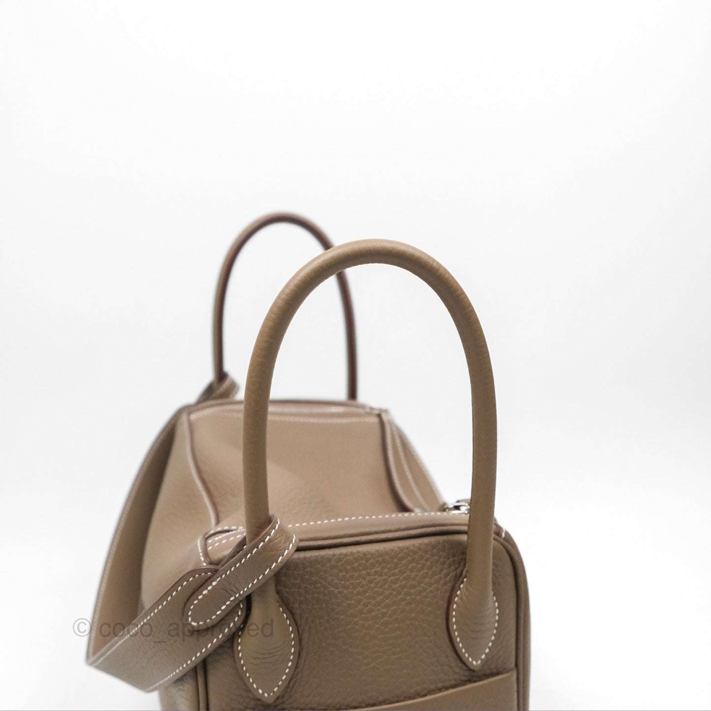Hermès Lindy 26 Etoupe 18 Clemence Palladium Hardware