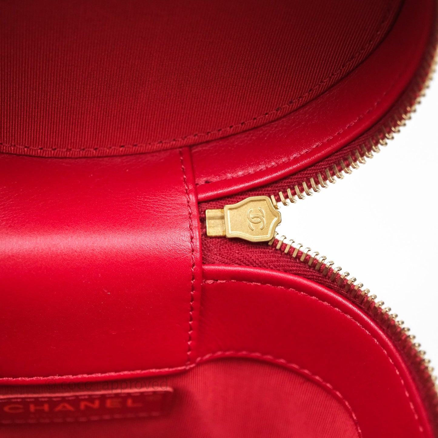 Chanel CC Vanity Case Red Calfskin Aged Gold Hardware