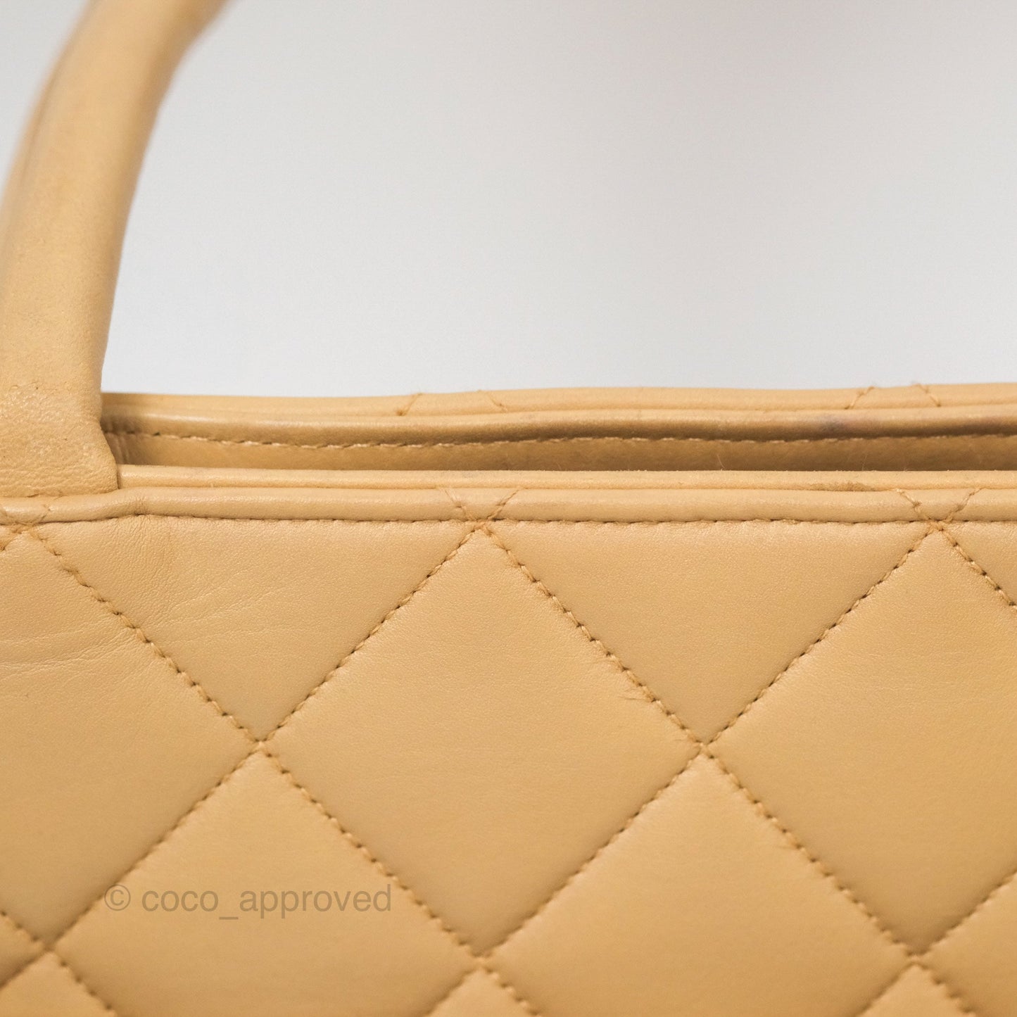 Chanel Vintage Medallion CC Beige Lambskin Tote Bag Gold Hardware