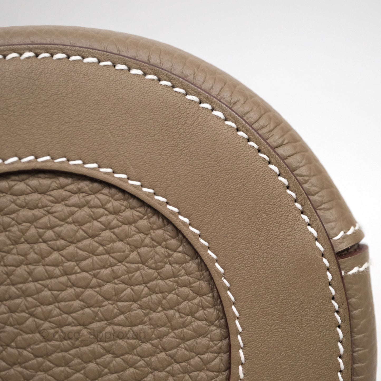 Hermès In-The-Loop 18 Etoupe Taurillon Clemence Veau Swift Gold Hardware