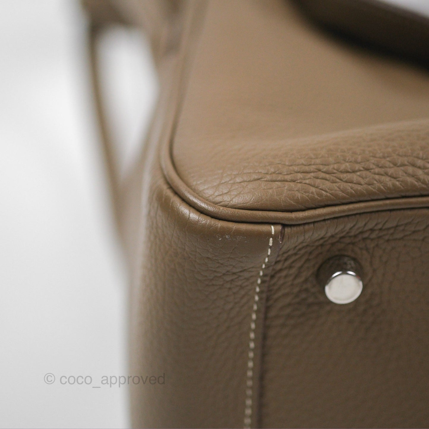 Hermès Lindy 26 Etoupe Clemence Palladium Hardware