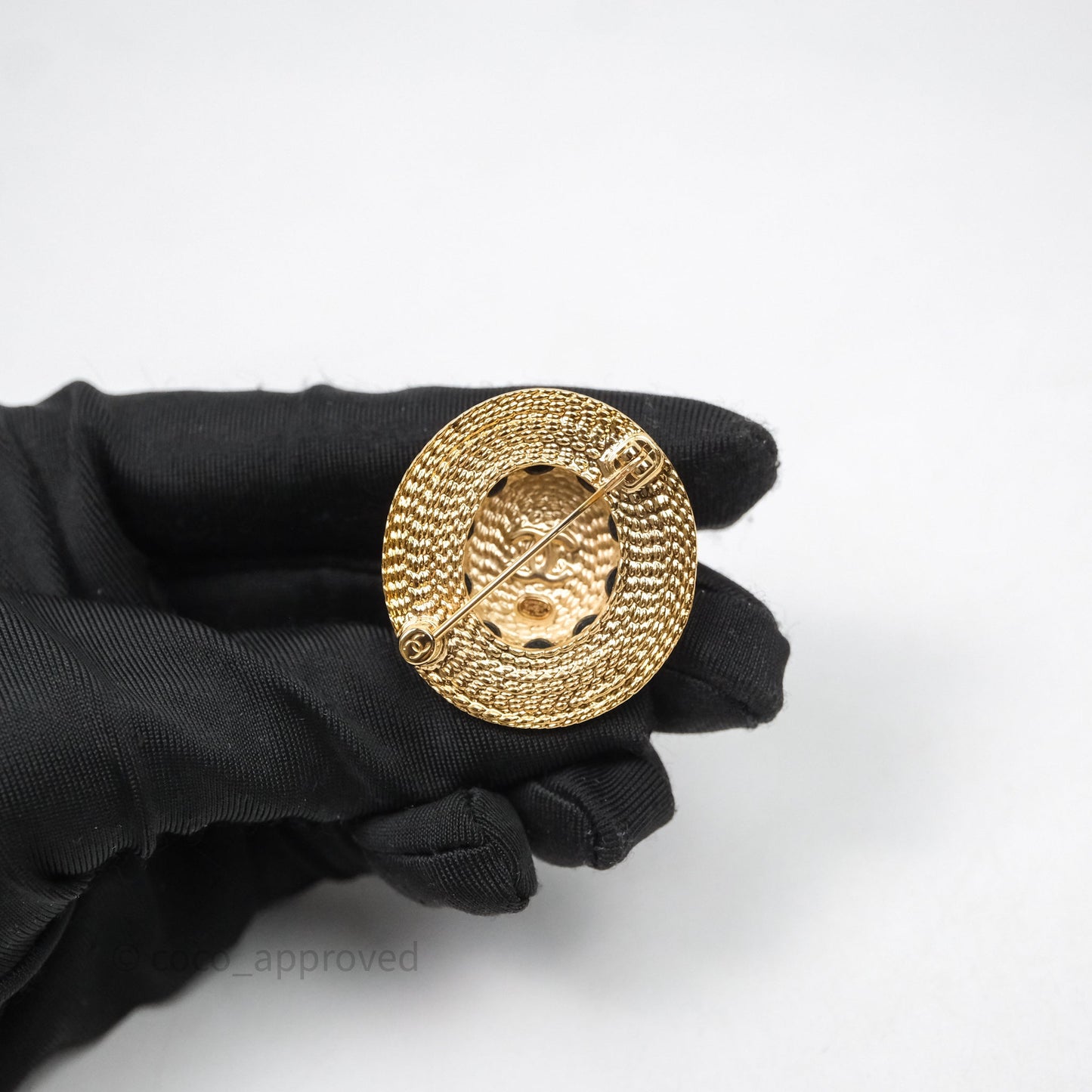 Chanel Straw Hat Brooch Gold Tone 25c
