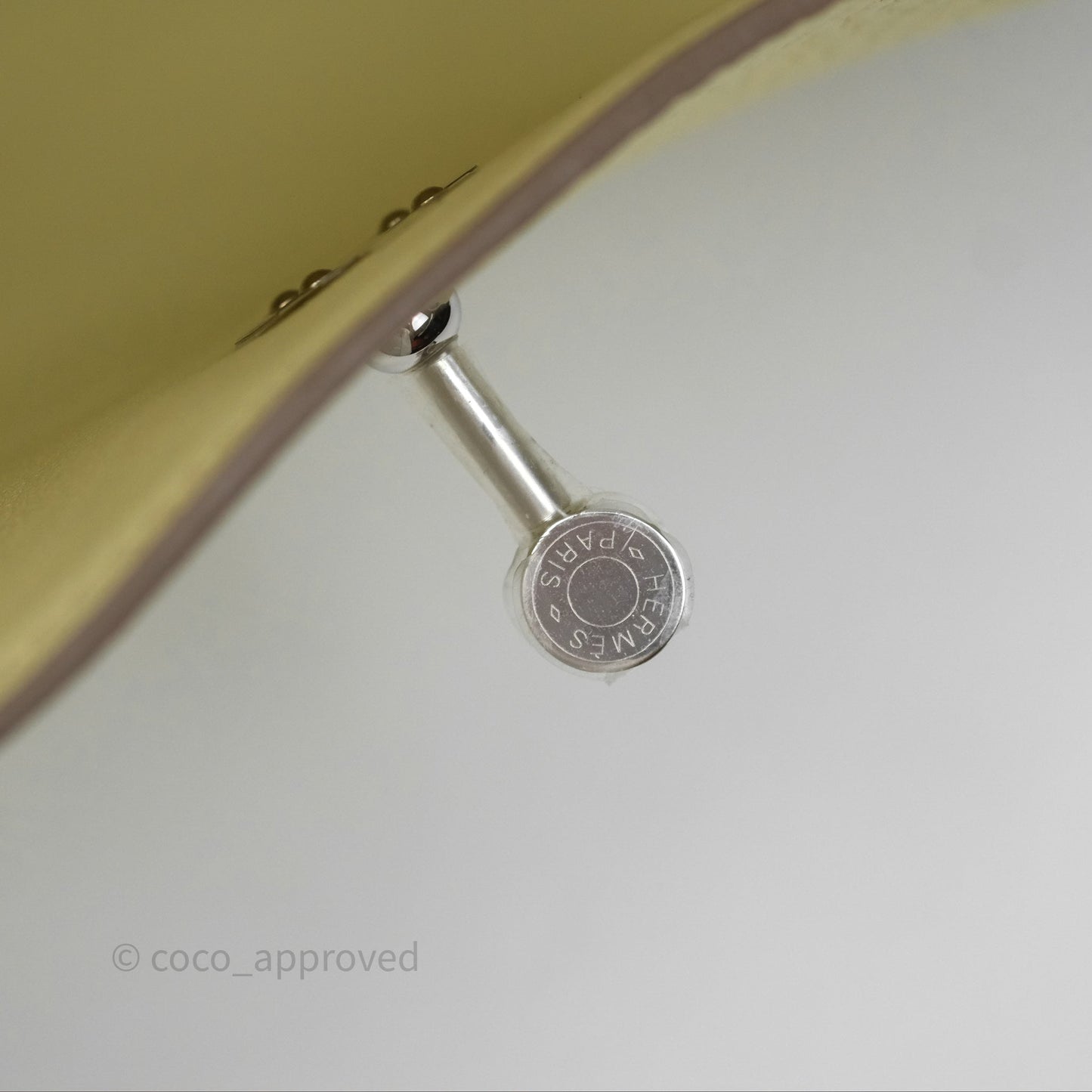Hermès Mini Lindy II 20 Jaune Milton Clemence Palladium Hardware