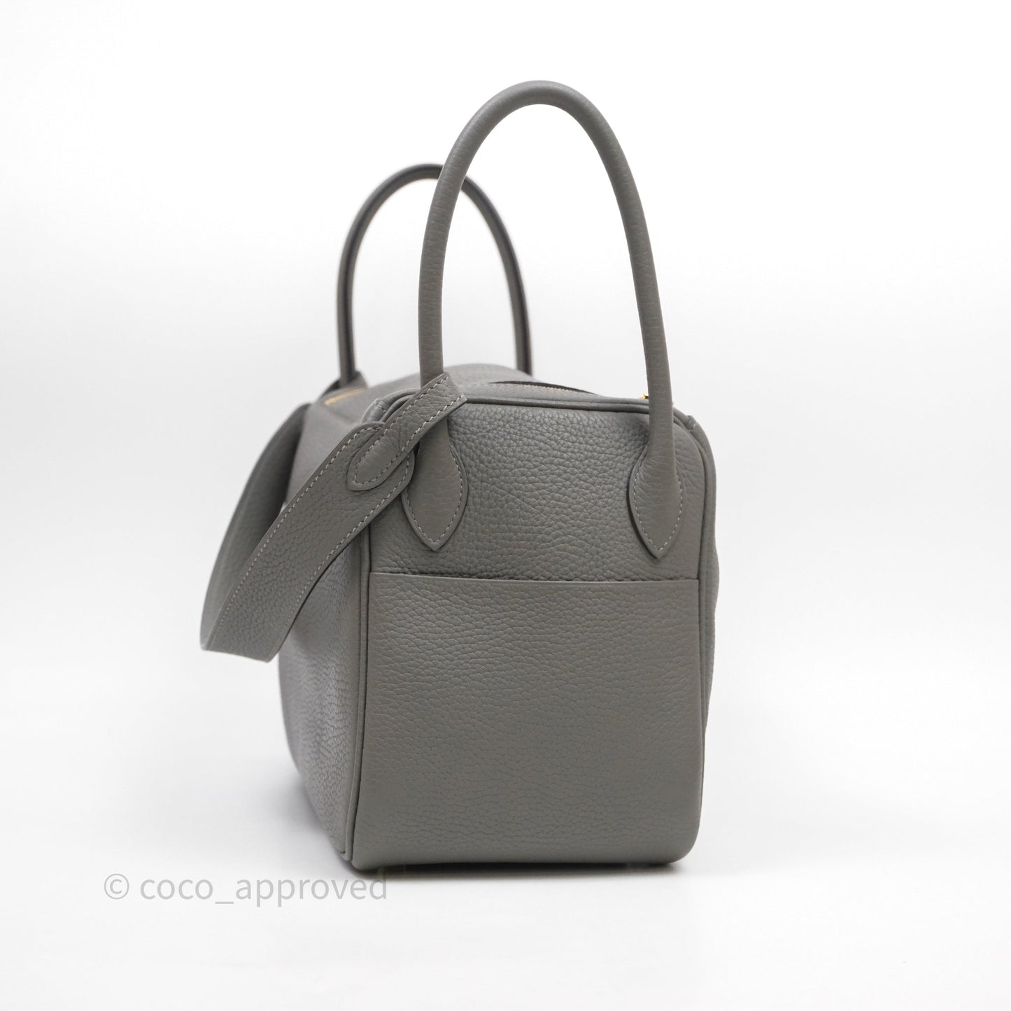Hermès Lindy 26 Taurillion Clemence Gris Meyer 0L Gold Hardware