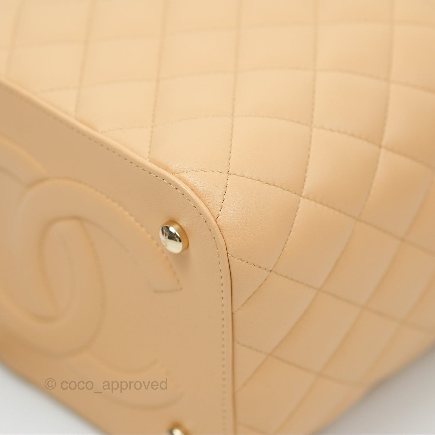 Chanel Small Quilted Top Handle Vanity Case Beige Lambskin Gold Hardware