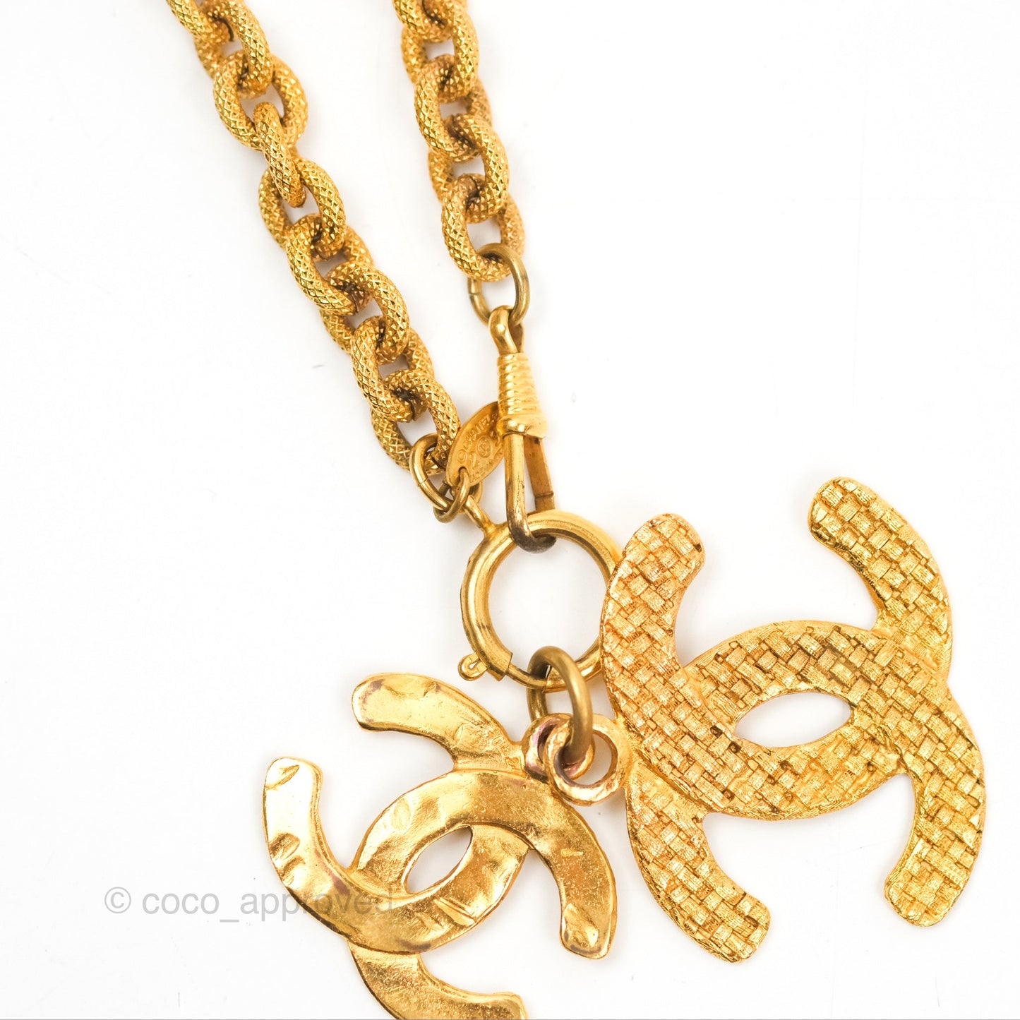 Chanel Vintage CC Necklace Gold Tone