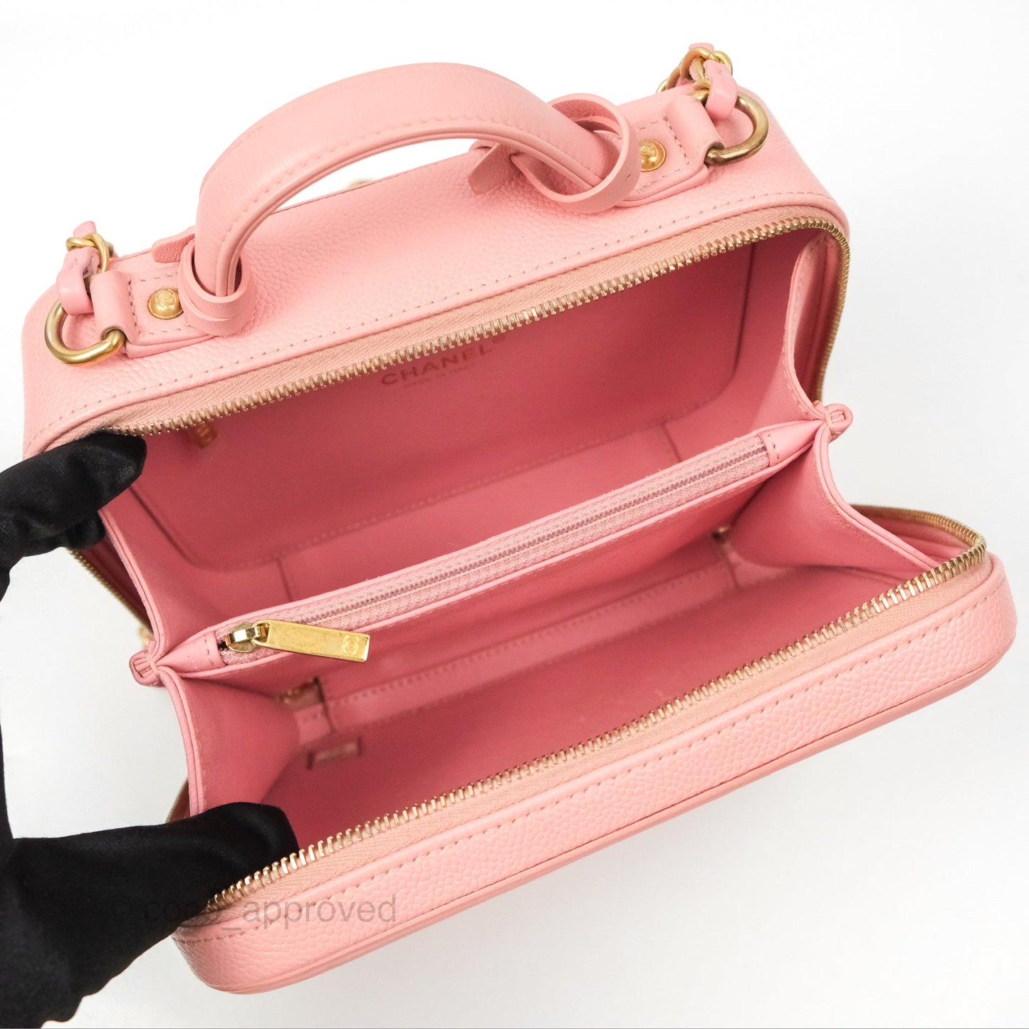 Chanel Quilted Medium CC Filigree Vanity Case Pink Caviar Gold Hardware