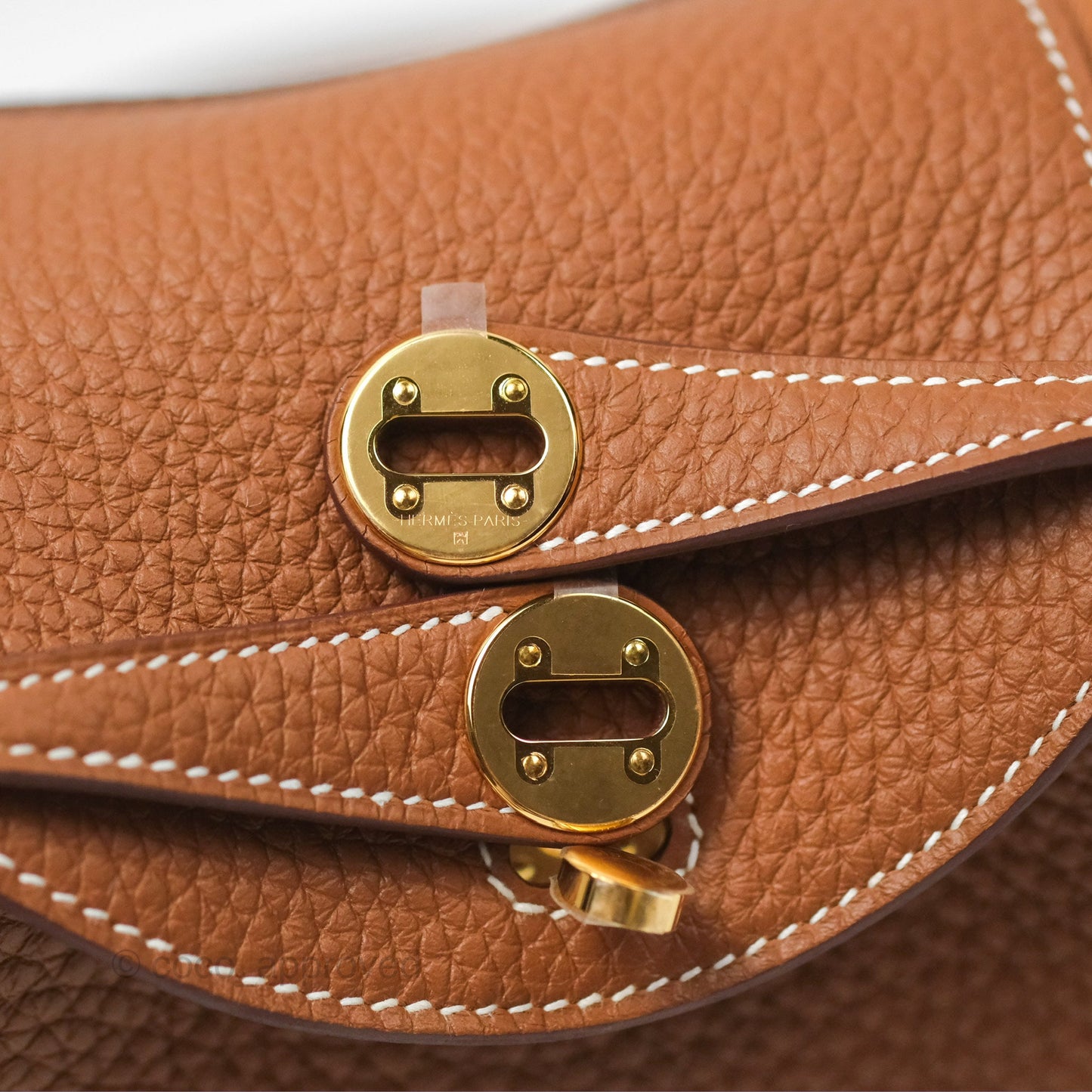 Hermès Mini Lindy 20 Gold Clemence Gold Hardware