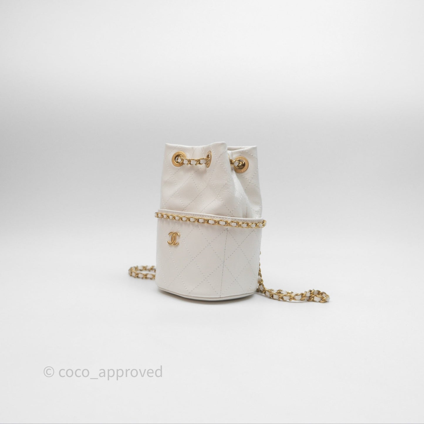 Chanel Mini Bucket Bag White Shiny Lambskin Aged Gold Hardware 25C