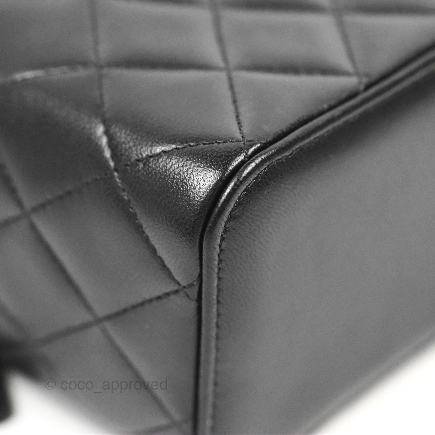 Chanel Vanity With Chain Black Goatskin Aged Gold Hardware