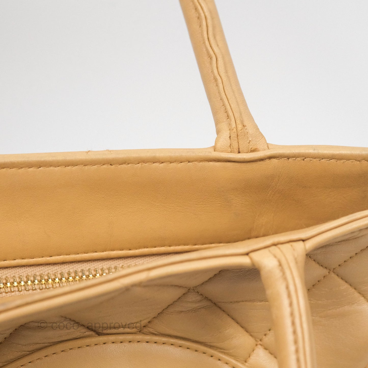Chanel Vintage Medallion CC Beige Lambskin Tote Bag Gold Hardware
