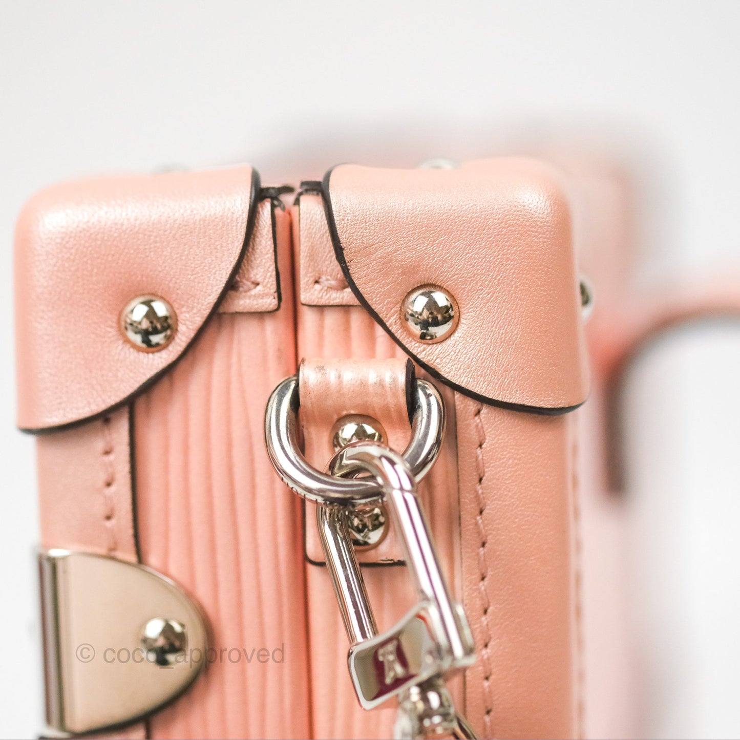 Louis Vuitton Petite Malle Rose Epi