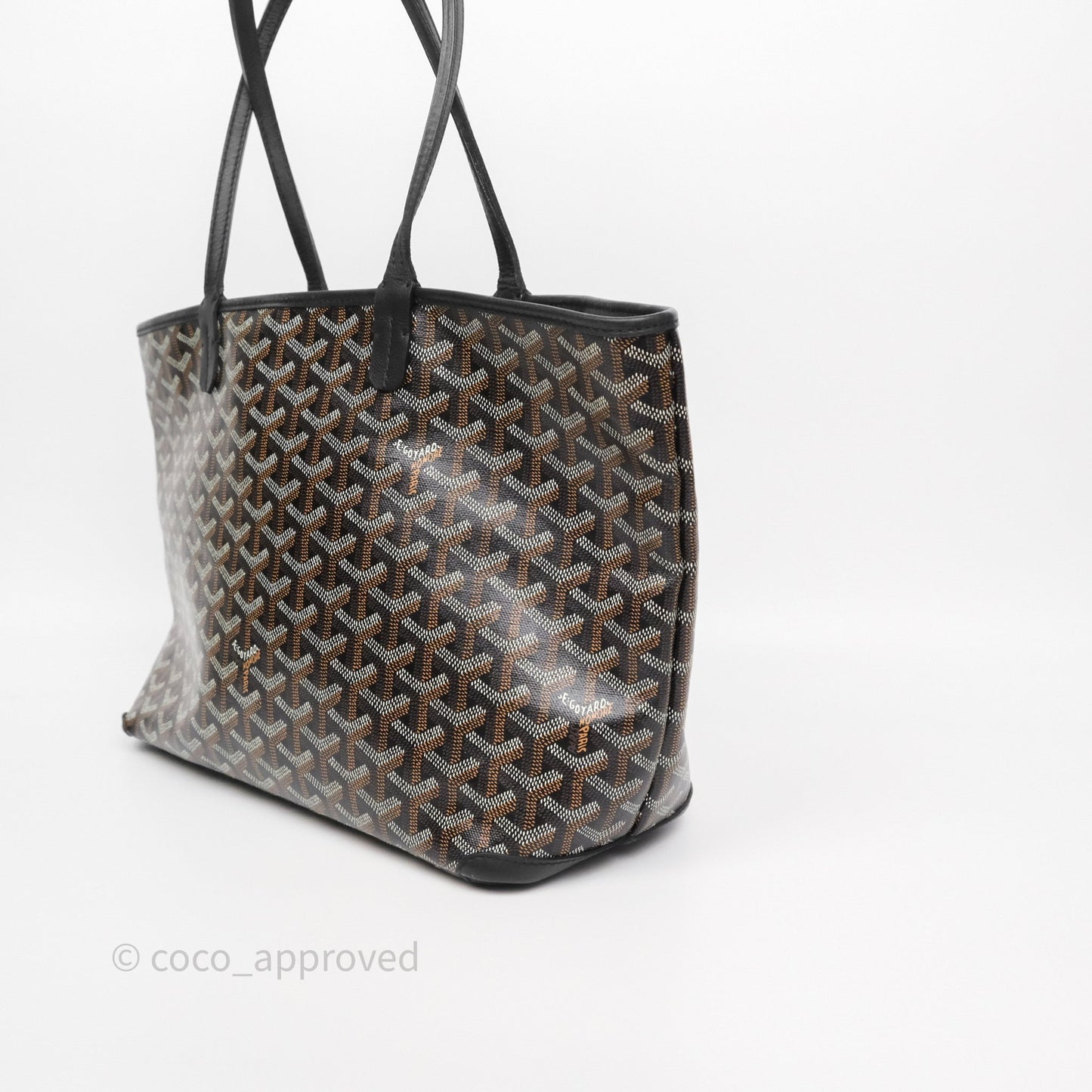 Goyard Artois Tote PM⁣⁣⁣⁣⁣⁣⁣⁣⁣⁣⁣⁣⁣⁣⁣⁣⁣⁣⁣⁣ Goyardine Canvas Black