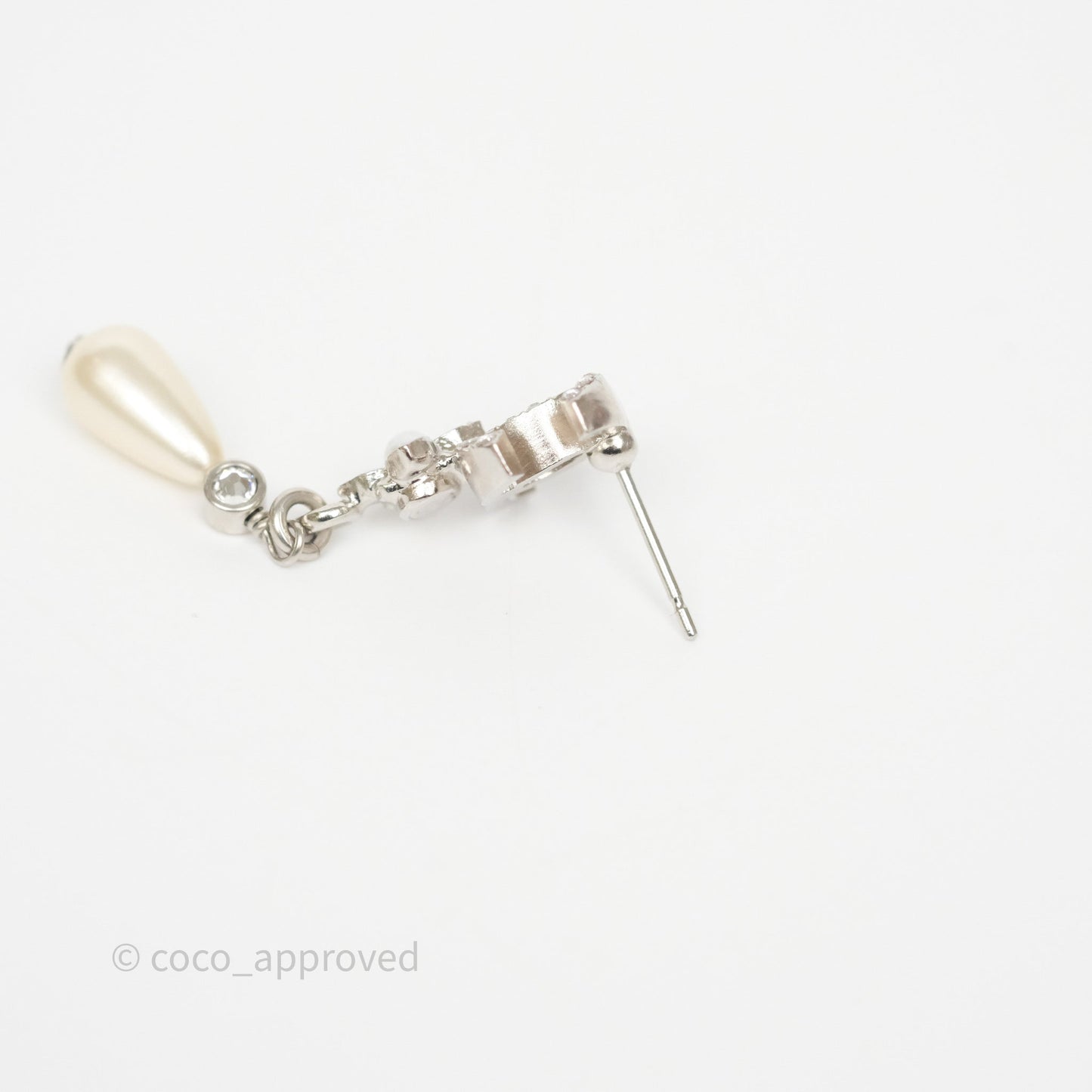 Chanel Crystals CC Tear Pearl Drop Earrings Silver Tone 22P