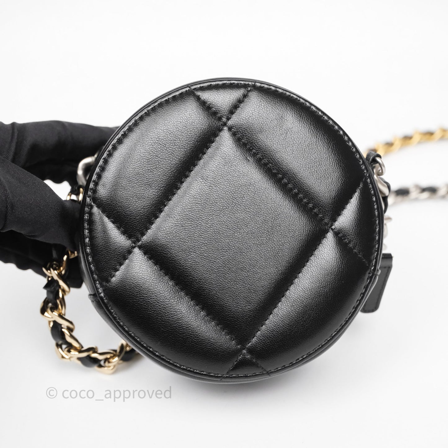 Chanel 19 Round Clutch With Chain Black Mixed Hardware
