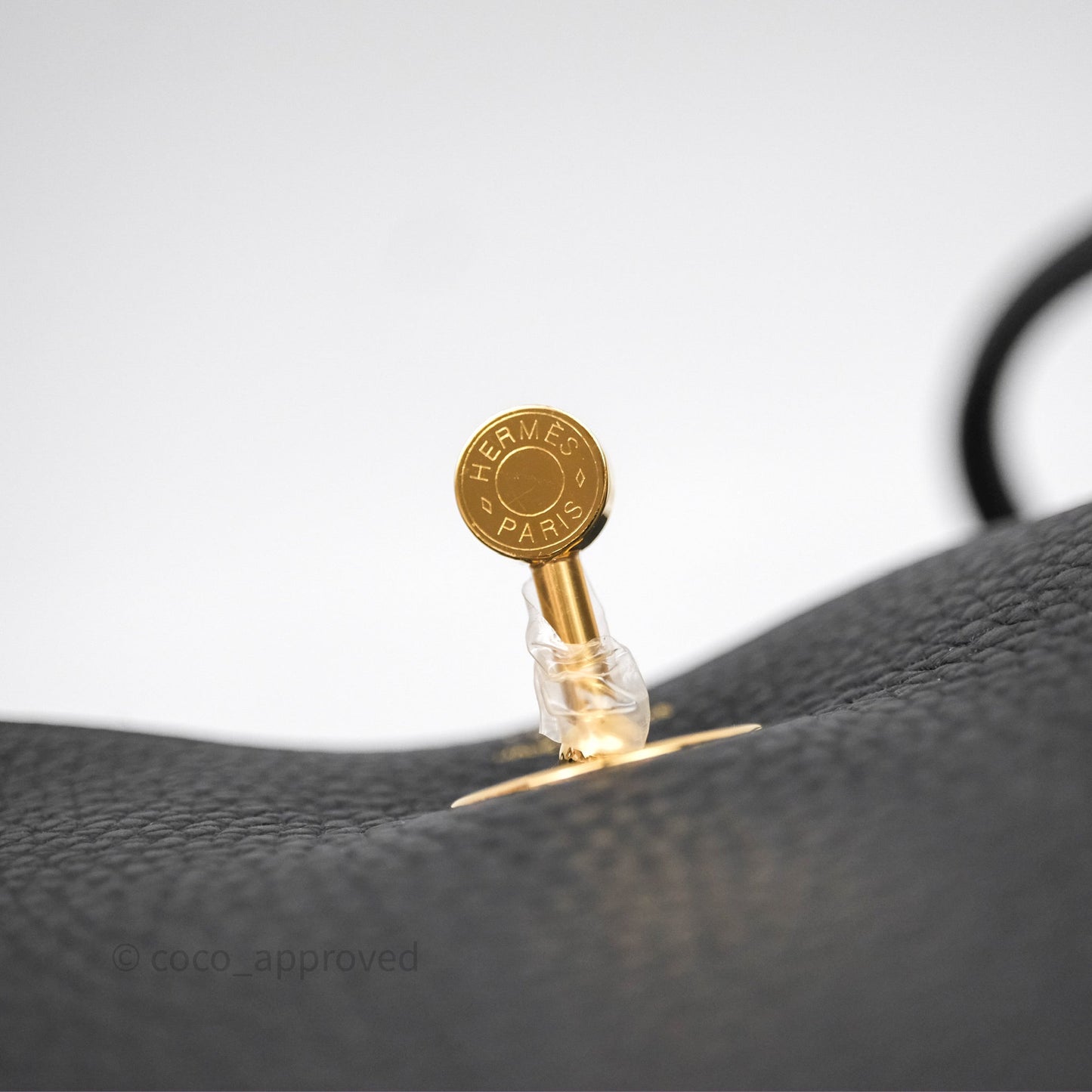 Hermes Lindy 26 Black Noir 89 Clemence Gold Hardware