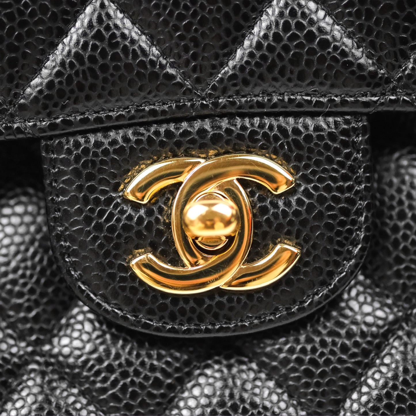Chanel Classic M/L Medium Flap Quilted Black Caviar Gold Hardware