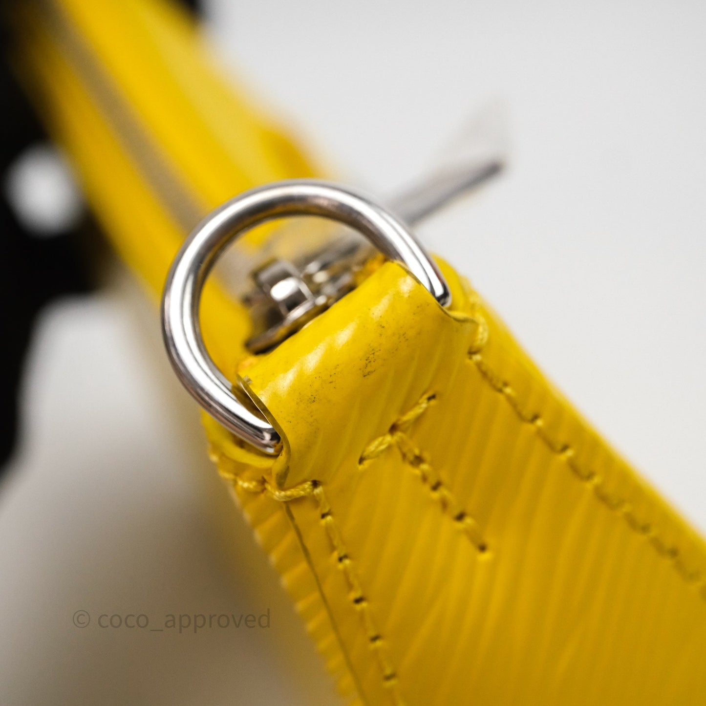 Louis Vuitton x Yayoi Kusama Epi Marellini Bag Infinity Dots Yellow Silver Hardware