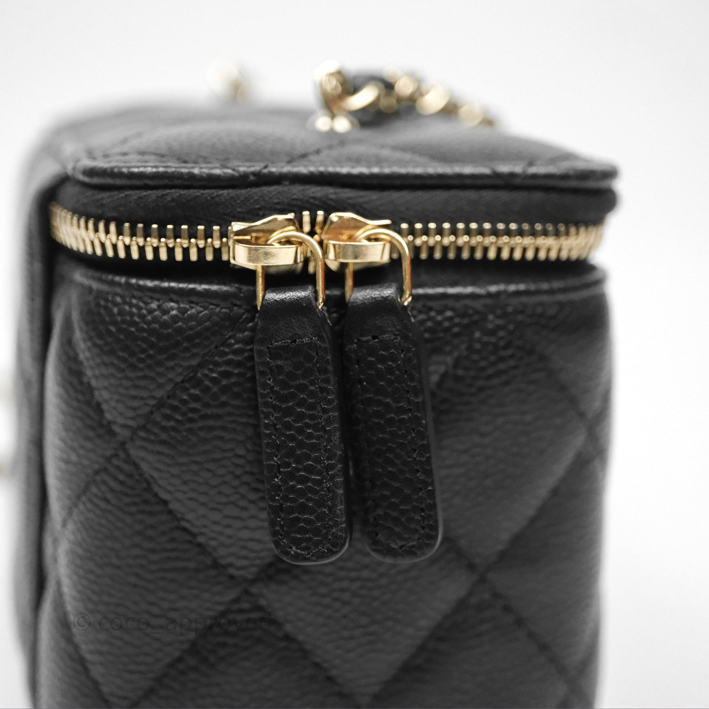 Chanel Classic Vanity with CC Logo Chain Caviar Gold Hardware