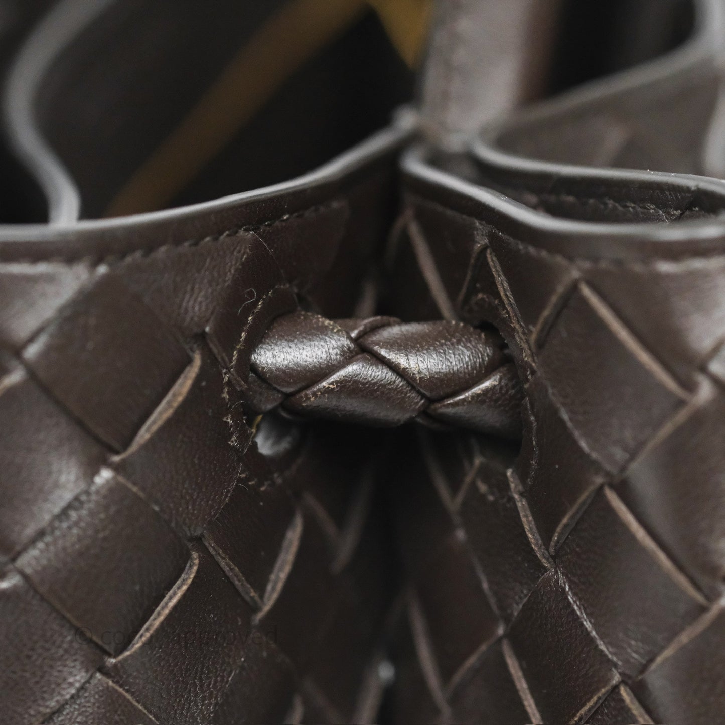 Bottega Veneta Medium Andiamo Bag Fondant Brown Intrecciato Lambskin