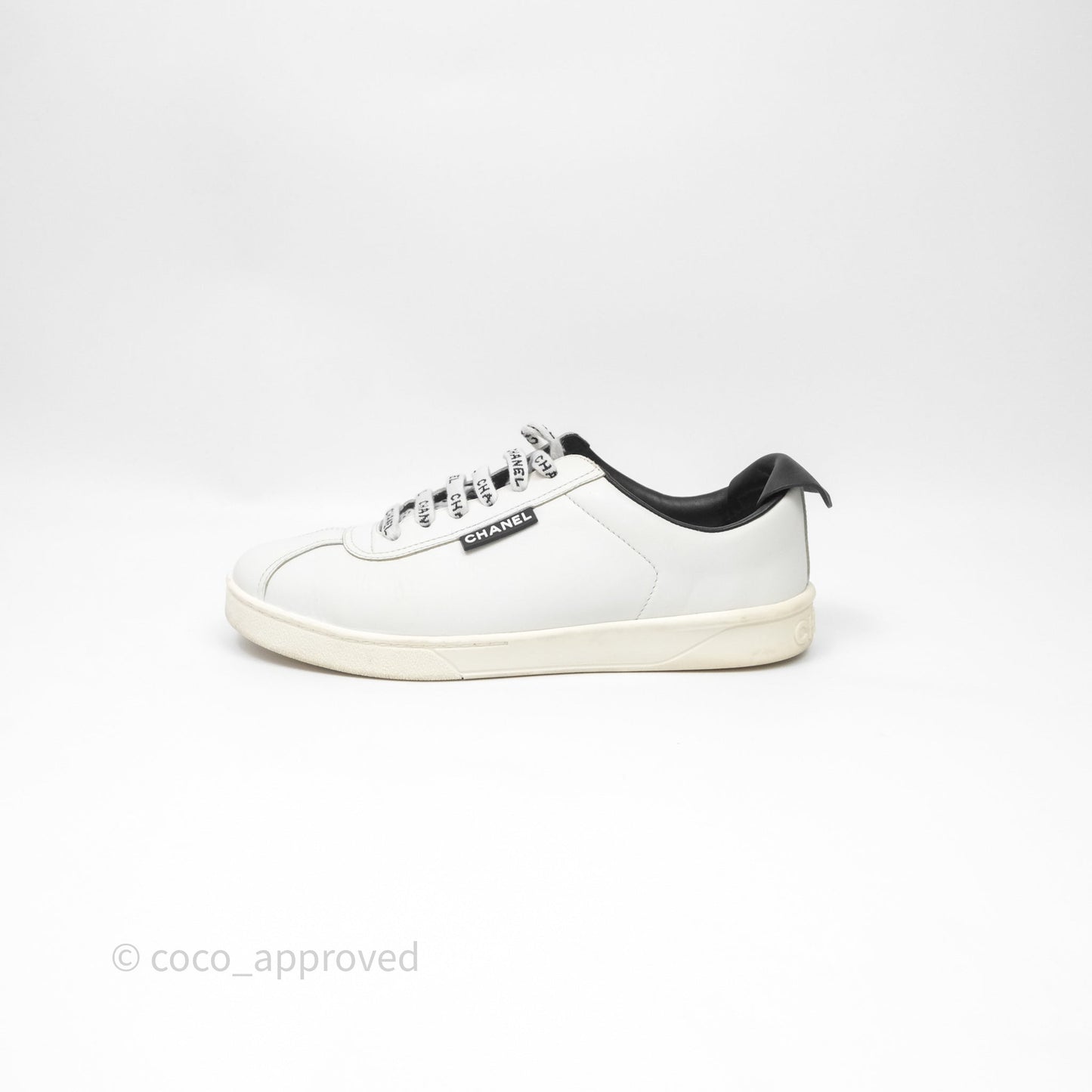 Chanel Logo Pull Tab Lace-up Sneakers White & Black Size 37.5