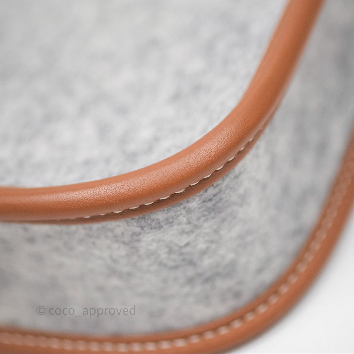Hermès Mini Evelyne 16 Gris Clair/ Gold Wool Feutre Swift Palladium Hardware