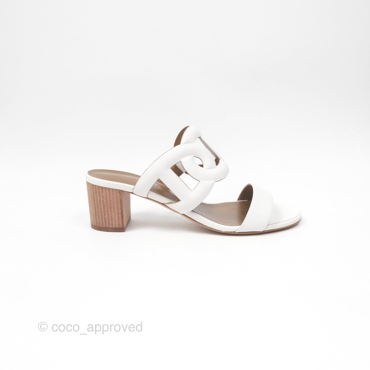 Hermès Bikini Sandals in White Size 38.5