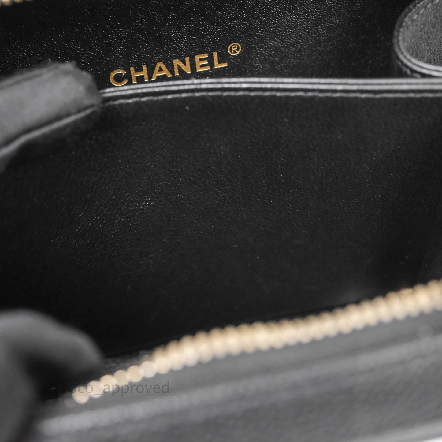 Chanel Quilted Small CC Filigree Vanity Case Black Caviar Aged Gold Hardware