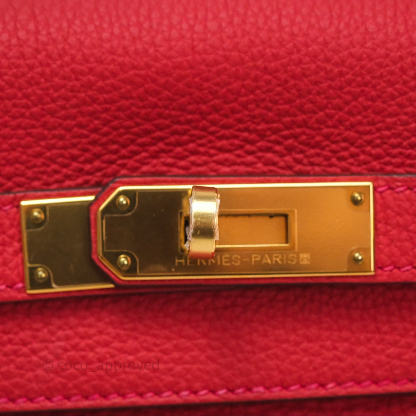 Hermès Kelly 28 Retourne Geranium D5 Togo Gold Hardware