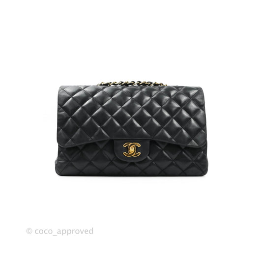 Chanel Jumbo Single Flap Black Lambskin Gold Hardware⁣⁣