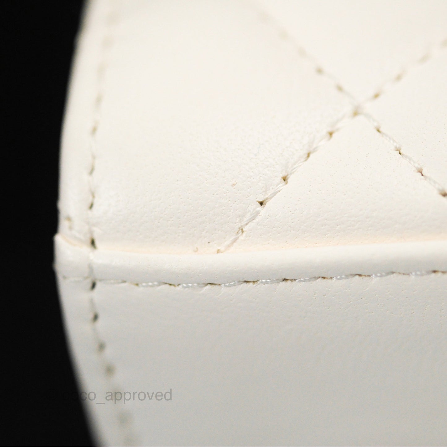 Chanel Mini Quilted Trendy CC Clutch With Chain White Lambskin Black Hardware