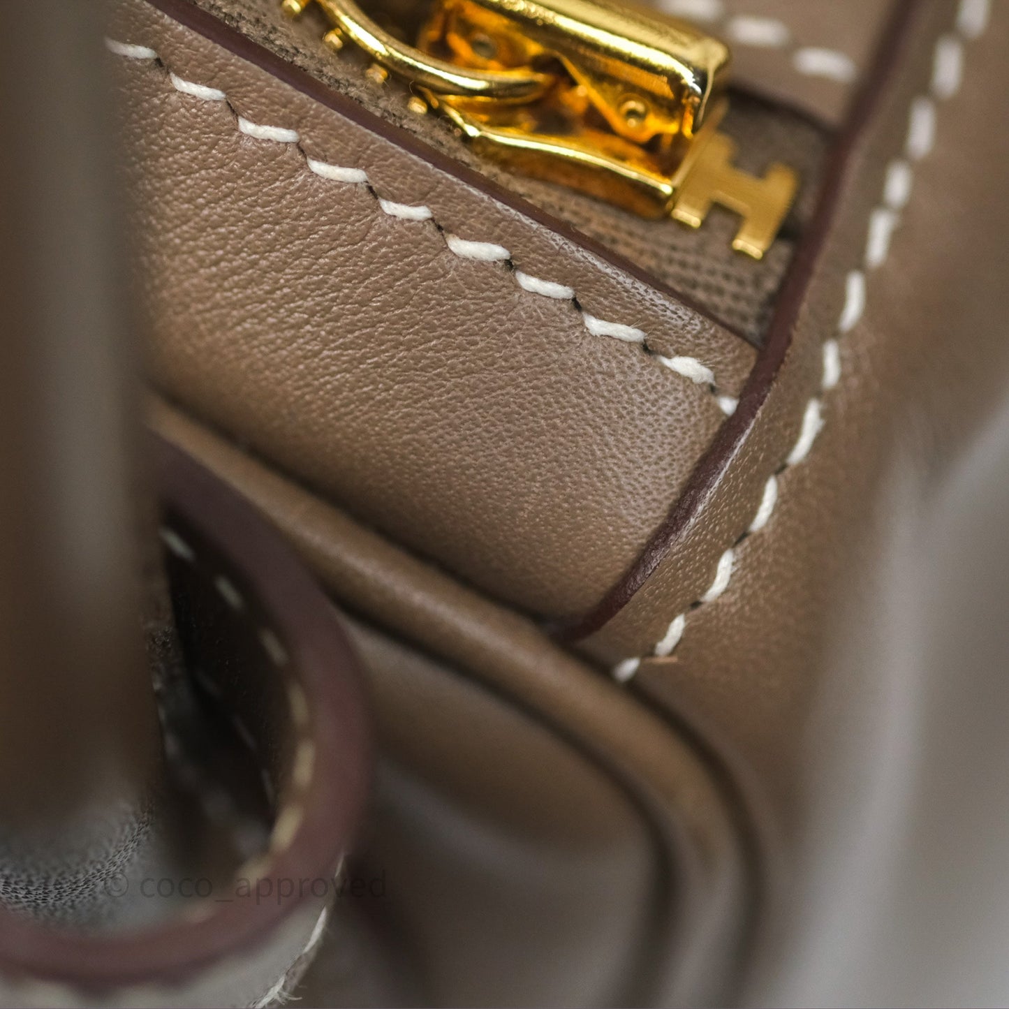 Hermès Lindy 30 Etoupe 18 Swift Gold Hardware