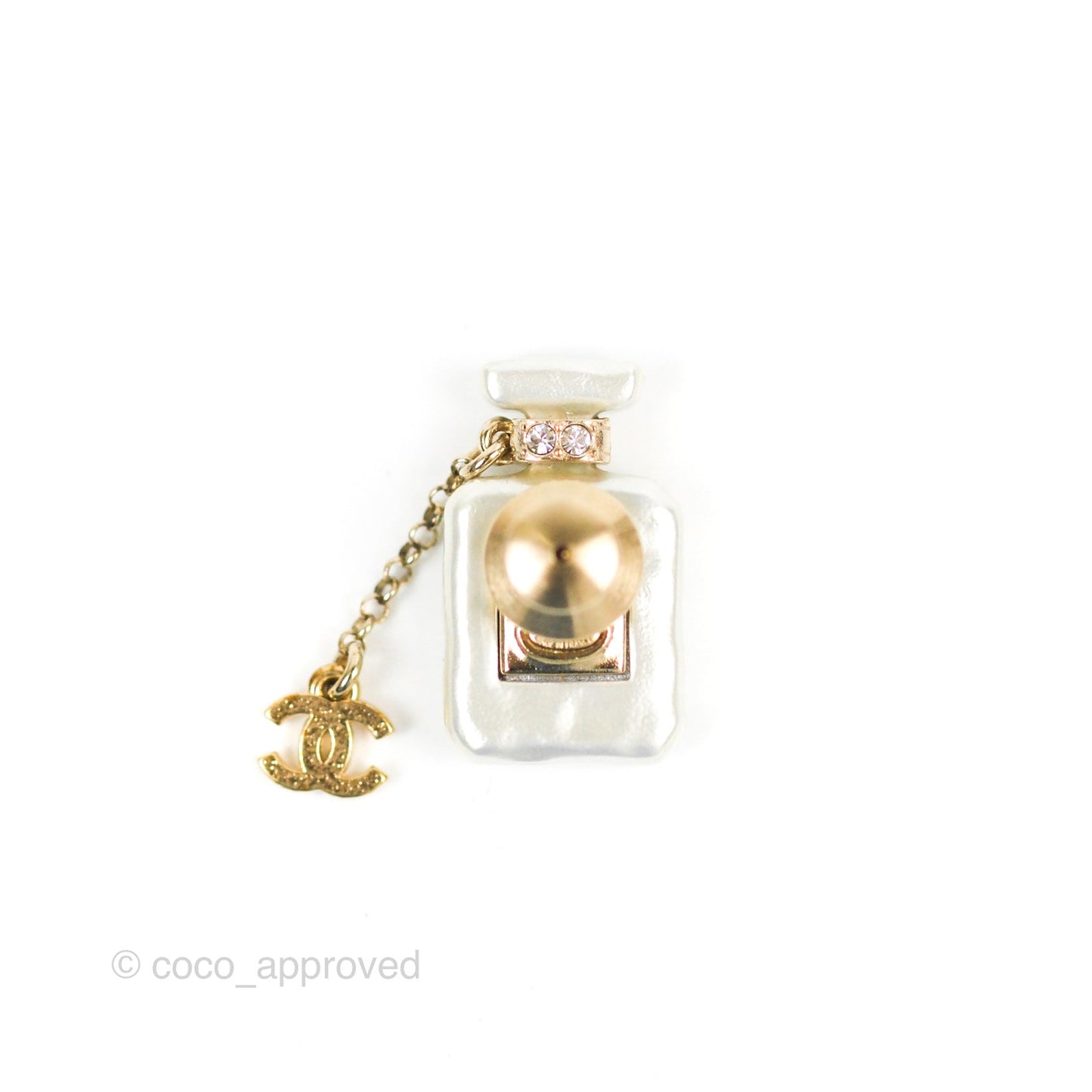Chanel No5 Perfume Bottle Pearl Pin Brooch Gold Tone 22S
