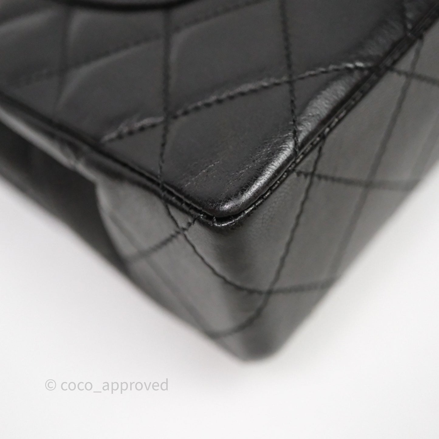 Chanel Quilted Vintage Flap Bag Lambskin Black 24K Gold Hardware